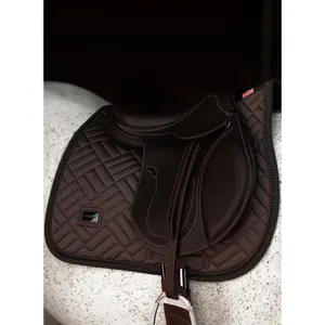 CSO-matta Equestrian Stockholm Modern image-1