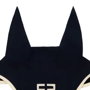 Short Fly hat Equestro image-1