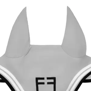 Korte muts met dubbele strepen Equestro image-1