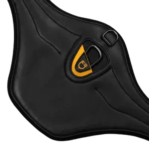 Correa de babero de equitación de cuero con neopreno grabado y perforado Equestro Studguard Shark image-2