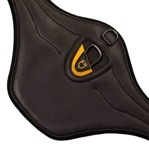 Correa de babero de equitación de cuero con neopreno grabado y perforado Equestro Studguard Shark image-2
