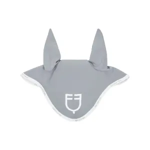 eth09023l-grey-white-kort-teknikmossa-med-logotyp-equestro-gra-vit