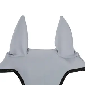 Lång mössa i tekniskt tyg med nackband Equestro image-1