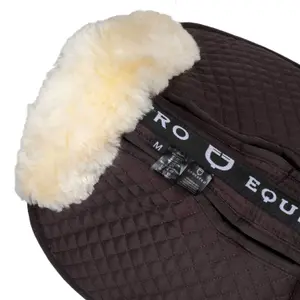 Cotton saddle pad with pockets and sheepskin for horse Equestro image-2