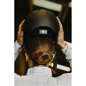 Mesh hair net Equithème image-1