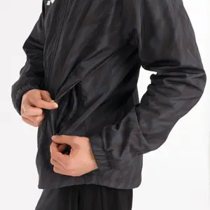 Windbreaker Errea image-6