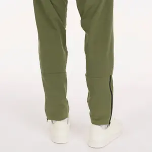Pantalón de chándal Errea Essential SS26 043 image-6