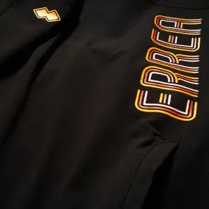 Pantalón corto mujer Errea trend 70s image-2