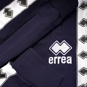 Pantalón de chándal Errea stripe classic cuff 1.5 image-2