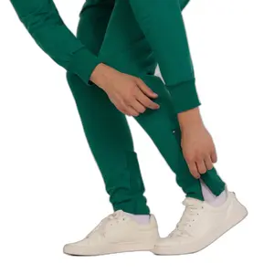 Pantalón de chándal con dobladillo bordado Errea Essential Logo image-4