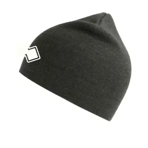 Gorro Errea Essential Cuffia Holly image-0