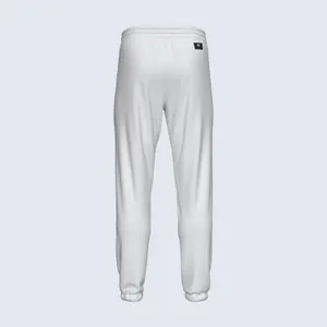 Pantalón de chándal Errea Essential 50 image-1