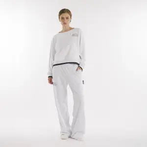 Pantalones de chándal acampanados para mujer Errea No Logo SS25 04 image-1