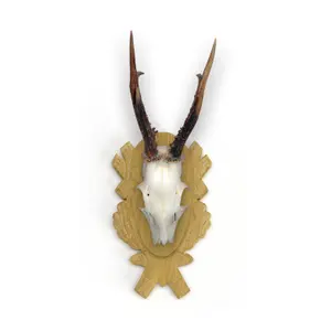 insignia de roble ciervo tallado abrazadera de plástico EUROHUNT (x10) image-1