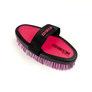 Escova para cavalos Ezi-Groom Grip Large Body image-0