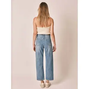 Women's 7/8 high-waisted blue straight-leg cotton jeans F.A.M. Paris Pola image-3