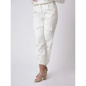 Pantaloni quadrati in similpelle trapuntati da donna Project X Paris image-2