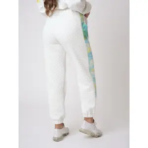 Vrouwen joggingbroek met reliëfstructuur en verloopband Project X Paris image-2