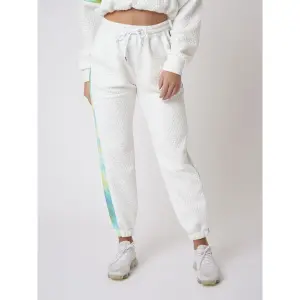 Vrouwen joggingbroek met reliëfstructuur en verloopband Project X Paris image-0