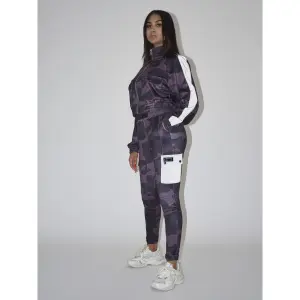 Women's camouflage print biker cargo joggers Project X Paris image-2