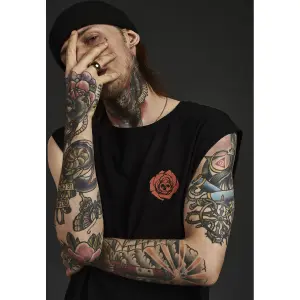 T-shirt Famous deadrose sans manches image-3