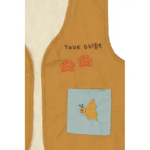 Disguise Fabelab Safari Tour Guide image-2