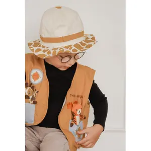 Disguise Fabelab Safari Tour Guide image-5