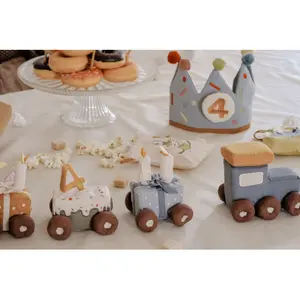 Autospiele Fabelab Celebration Train Birthday image-6