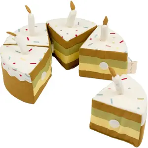 Oggetto decorativo Fabelab Celebration Cake Toy image-1
