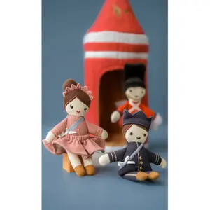 Pelúcia Fabelab Queen image-2