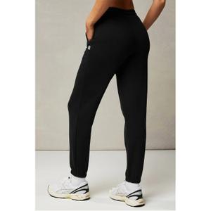 product/f/a/fabletics_pt2457974-0001_black_2.jpg