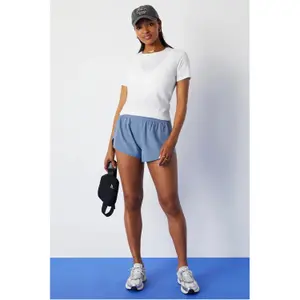 T-shirt femme Fabletics Feather Tech+ image-1