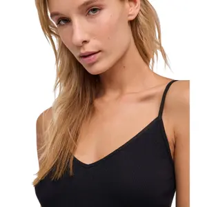 Seamless tank top for women Falke Daily image-4