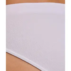 Women's seamless panties Falke Daily image-4