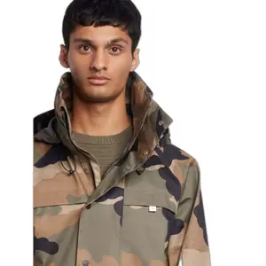 Veste imperméable camo Farah Stratton image-3