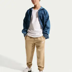 Pantaloni da jogging per bambini Nike Club Fleece image-1