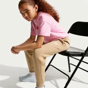 Pantaloni da jogging per bambini Nike Club Fleece image-4
