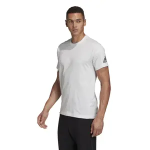 Camiseta adidas Must Haves Plain image-6