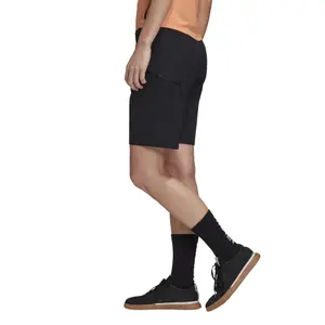 Pantalones cortos de mujer adidas Terrex Trailcross image-6
