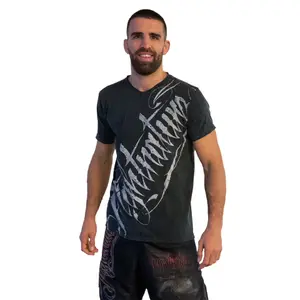 T-shirt med V-ringning Fightnature