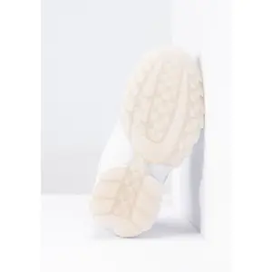 Girl sneakers Fila Disruptor image-4