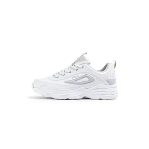 Baskets femme Fila Skye image-0