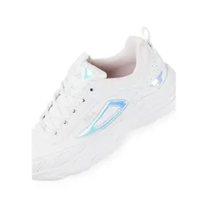 Sneakersy damscy Fila Skye image-5