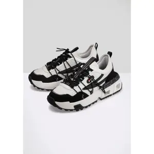 Baskets femme Fila UPGR8 H image-4