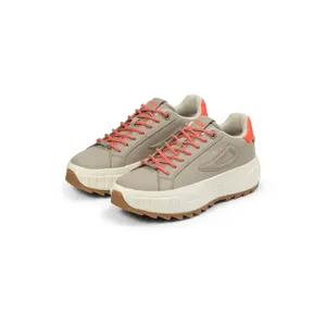 Sapatilhas de mulheres Fila Sintra N image-1