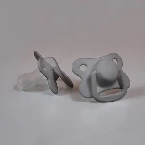 Set of 2 anatomic silicone baby teats Filibabba image-2