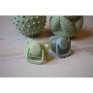 Set of 2 anatomic silicone baby teats Filibabba image-2