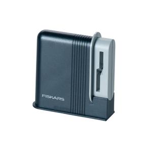 1000812-scissor-sharpener-fiskars-black-one-size