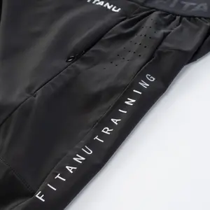 Curta Fitanu Fergus image-3