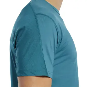 T-shirt Reebok ActivChill Move image-6